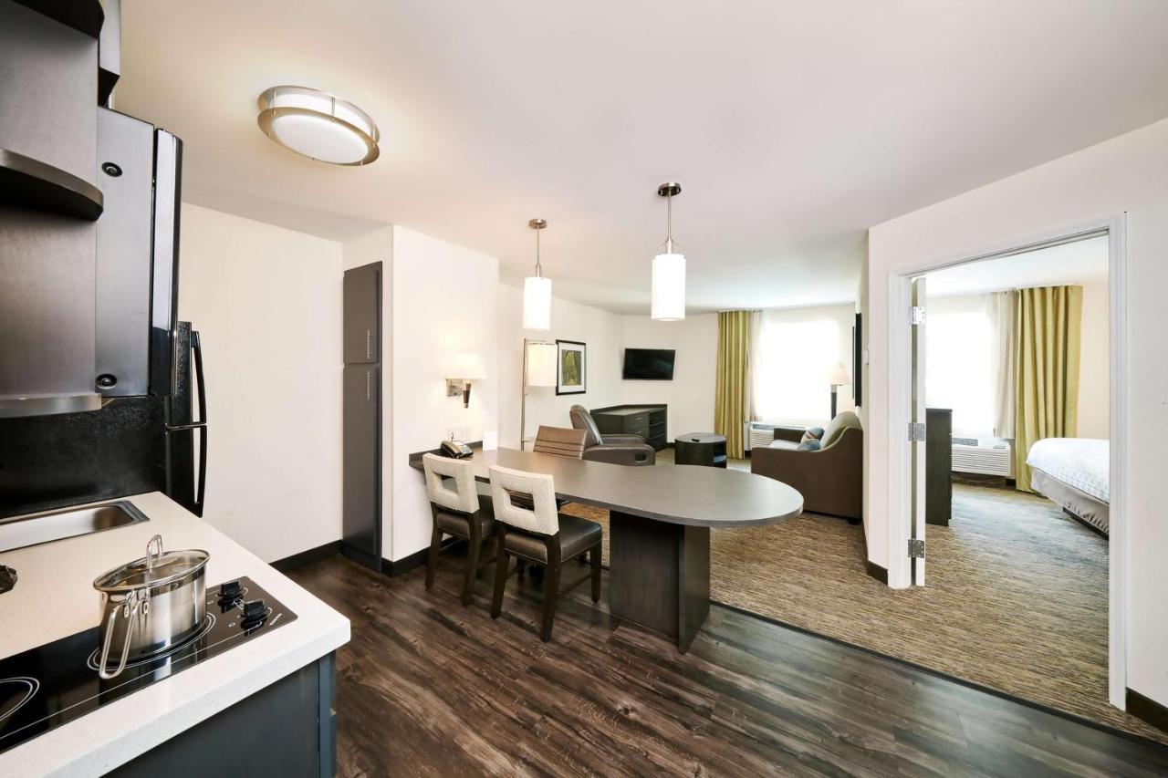 Sonesta Simply Suites Dallas Las Colinas Irving Buitenkant foto